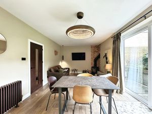 Photo 10- click for photo gallery